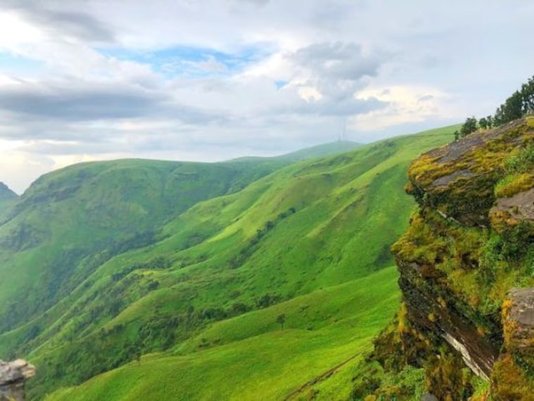 Baba Budangiri Activities Landscape Image